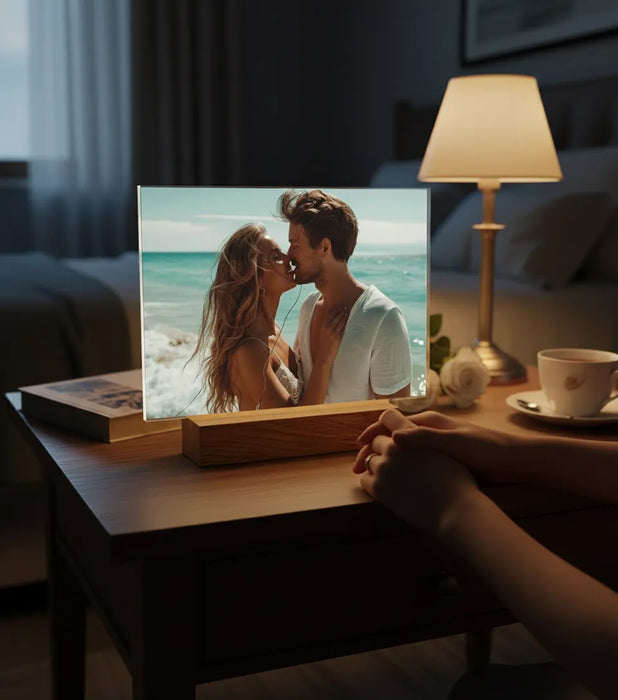 Twoje zdjęcie - Prezent na każdą ukazję -  Druk na szkle z podstawką - KochamCie.pl 