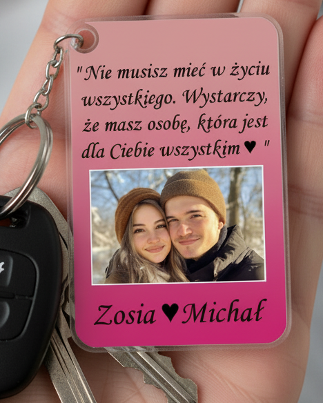 Miłosny cytat - Prezent dla zakochanych - Personalizowany breloczek do kluczy - KochamCie.pl 