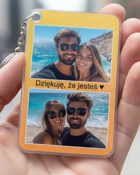 breloczek do kluczy dla zakochanych - kolaż 2 zdjęć oraz tekst. Idealny prezent dla pary, prezent dla chłopaka, prezent dla dziewczyny