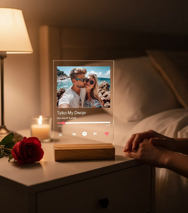 Tylko My Dwoje - Nasza Piosenka Spotify - Druk na szkle z podstawką - KochamCie.pl 