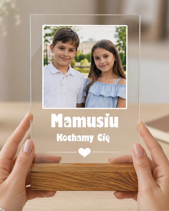 Mamusiu! Kochamy Cię!  - Prezent dla Mamy - Druk na szkle z podstawką - KochamCie.pl 