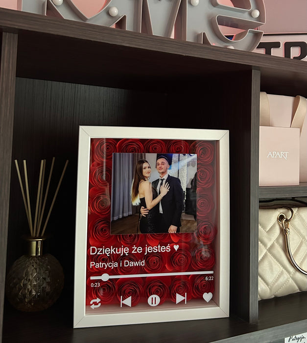 Nasza Własna Piosenka - Prezent dla zakochanych - Ramka 3D z ręcznie wykonanymi różami